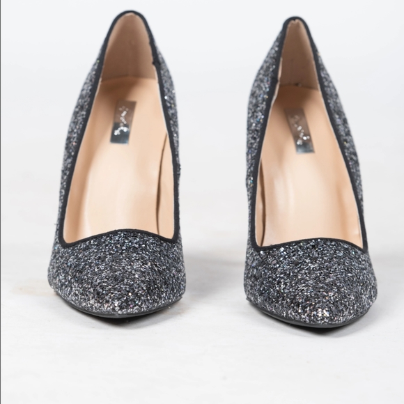 🎉2xHP🎉 Black & Silver Glitter Party Heels - Picture 4 of 5